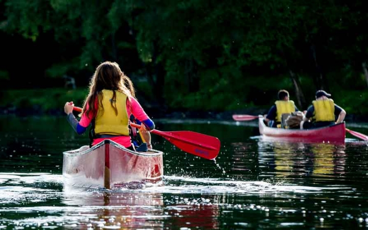 girls only canoeing course in philadelphia 